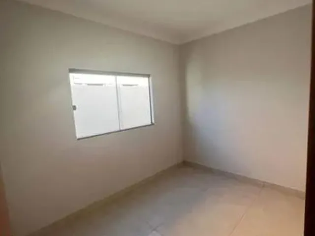 Imagem 5: Casa Disponível Recém Construída
