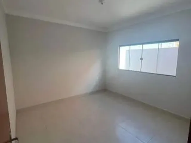 Imagem 2: Casa Disponível Recém Construída