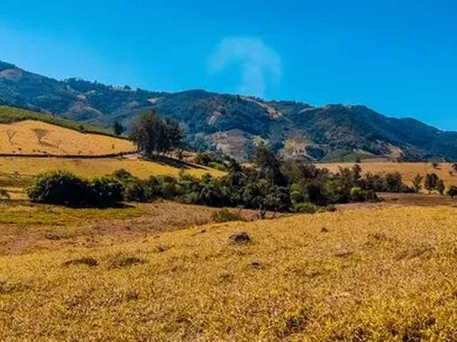 Imagem: Chácara Entre Andradas e Ibitiura de Minas