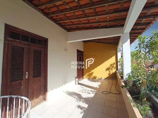 Imagem 4: Casa com 3 Dormitórios À Venda, 220 M² por R$ 550.000,00 - São Francisco - São