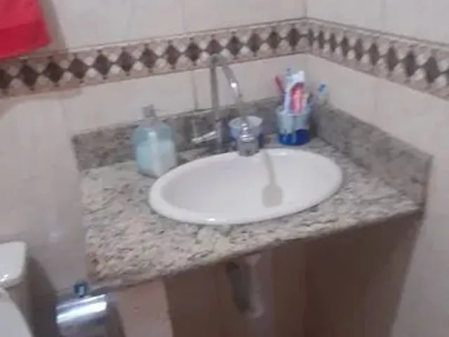 Imagem 2: Casa com 2 Quartos, Próximo a Estação de Trem de Coelho da Rocha , São João De