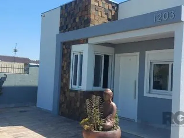 Imagem: Casa com 2 Dormitórios, Sendo 1 Suíte