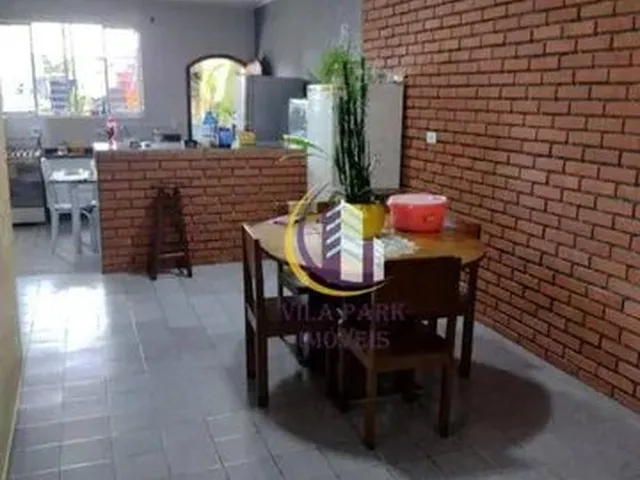 Imagem: Casa com 3 Dormitórios À Venda, 153 M²