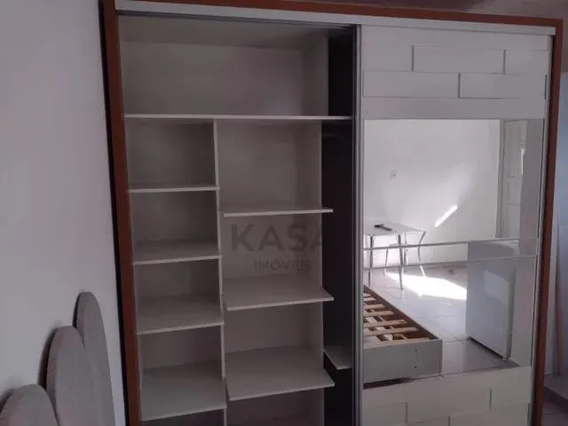 Imagem 11: Excelente Kitnet Mobiliado, em Ótima Localização, com 01 Dormitório, Banheiro Social