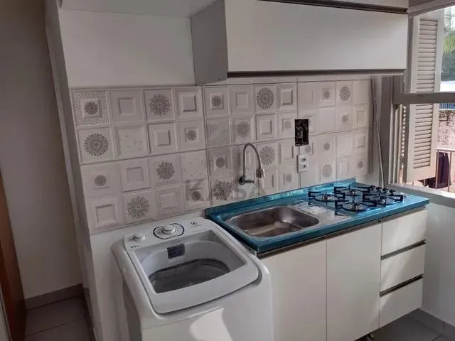 Imagem 2: Excelente Kitnet Mobiliado, em Ótima Localização, com 01 Dormitório, Banheiro Social