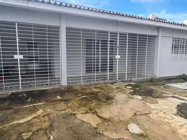 Imagem: Casa em Casa Caiada com 03 Quartos Sendo