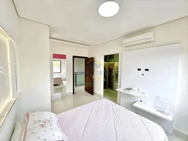 Imagem 8: Sobrado no Condomínio Alphaville 1 com 4 Quartos