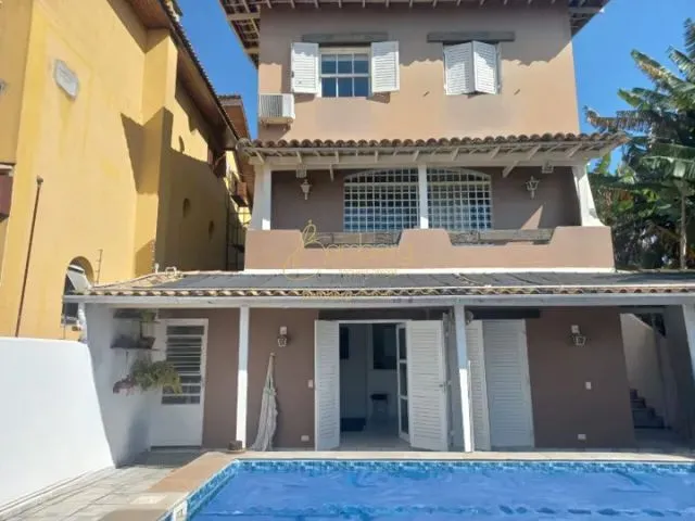 Imagem: Casa no Morumbi com 3 Dormitórios e 4 Vagas
