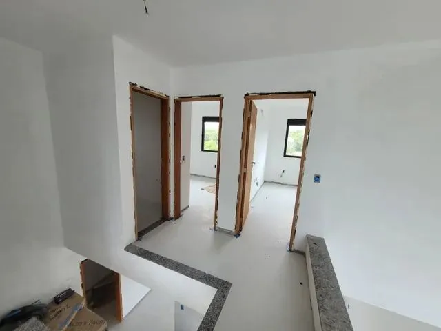 Imagem 3: Casa para Venda em Florianópolis, Campeche, 3 Dormitórios, 3 Suítes, 4 Banheiros, 2