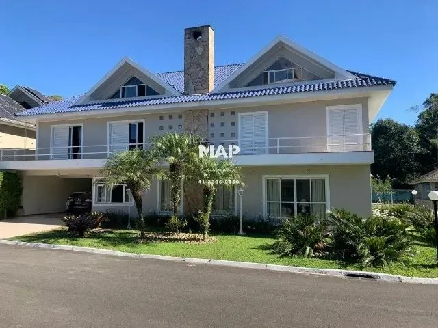 Imagem: Casa Triplex em Condomínio Exclusivo santa