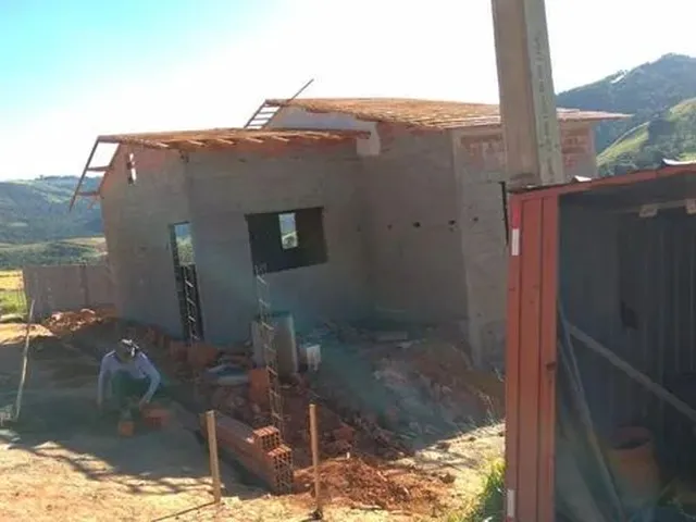 Imagem 4: Casa À Venda em Jardim São Luiz I - 2,5 Km. Centro Jacutinga - Mg-Próximo *Tijoleiro