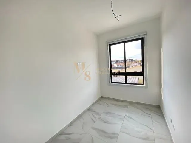 Imagem 7: Apartamento Á Venda com 3 Quartos Sendo 1 Suíte no Capão da Imbuia