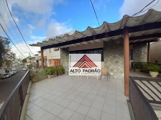 Imagem: Casa com 4 Dormitórios À Venda, 185 M²