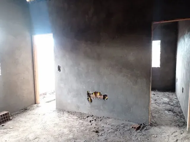 Imagem 4: Casas em Construção Á Venda na Avenida Principal do Plano de Vida com 3 Quartos Por