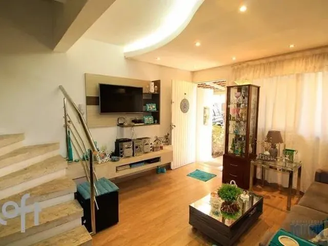 Imagem: A casa em condomínio possui 2 Dormitórios, 2 Banheiros, 1
