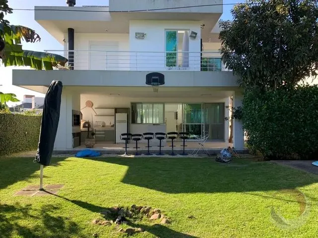 Imagem: Casa de Condomínio para Venda com 270 Metros