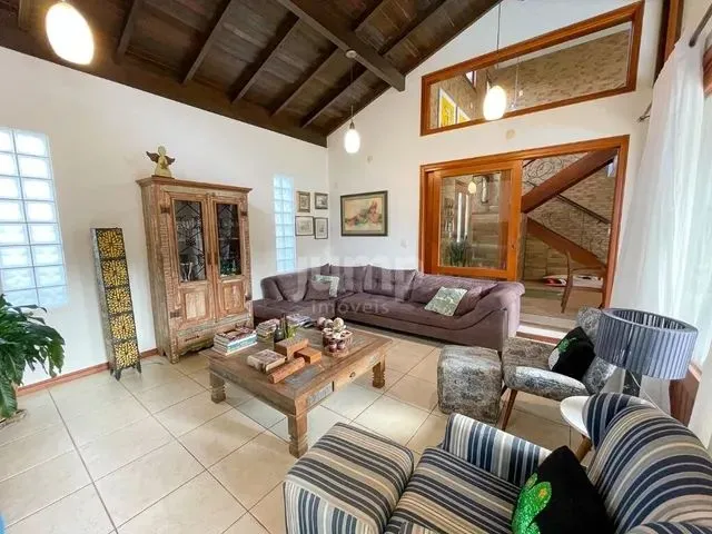Imagem 13: Casa com 3 Dormitórios À Venda, 263 M² por R$ 2.900.000,00 - Lagoa da Conceição