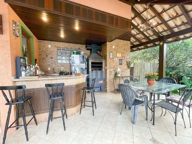 Imagem 12: Casa com 3 Dormitórios À Venda, 263 M² por R$ 2.900.000,00 - Lagoa da Conceição