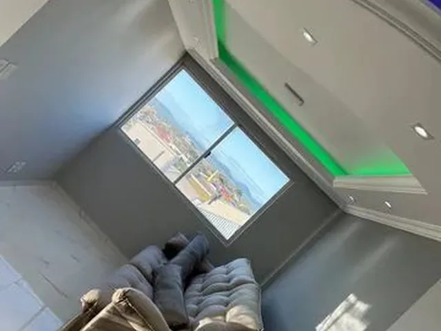 Imagem: O apartamento possui 2 Dormitórios, 1 Banheiro, 1 Vaga na