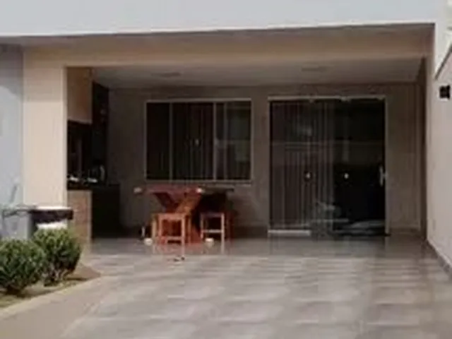 Imagem: Alugo Casa Burle Marx