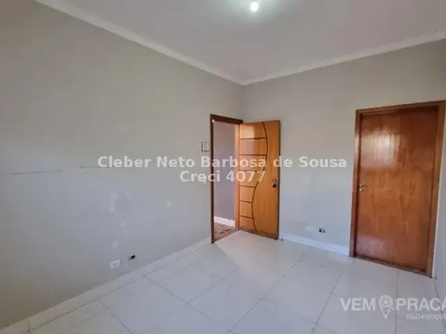 Imagem 7: Alugo Casa com 03 Dormitórios, Cômodos Amplos e Iptu Incluso