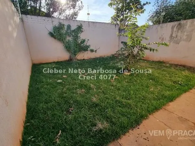 Imagem 3: Alugo Casa com 03 Dormitórios, Cômodos Amplos e Iptu Incluso