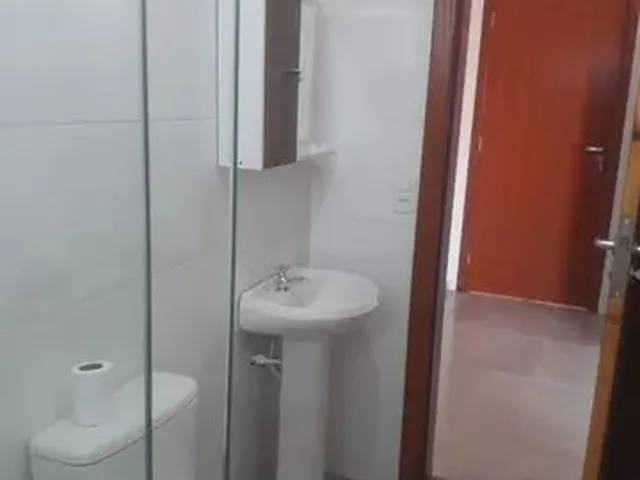Imagem 2: Alugo 01 Ape Novo no Carianos