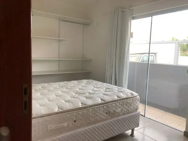 Imagem 4: Alugo 01 Ape Novo no Carianos