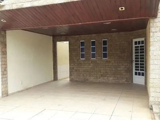 Imagem 4: Triplex de 4 Quartos (Sendo 3 Suítes) Condomínio em Vargem Grande - Imobiliária