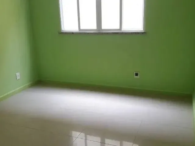 Imagem 3: Triplex de 4 Quartos (Sendo 3 Suítes) Condomínio em Vargem Grande - Imobiliária