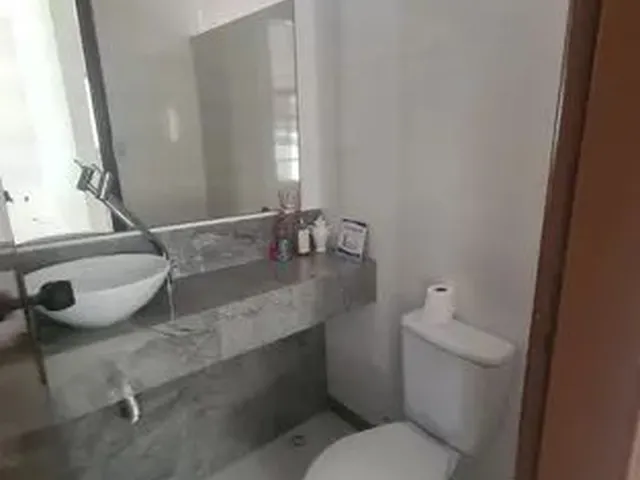 Imagem: Casa Cond.3/4(2 Suítes) Dependência Completa