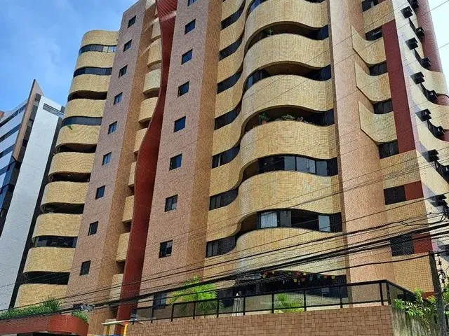 Imagem 1: Alug Apto Três Quartos na Ponta Verde
