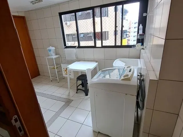 Imagem 13: Alug Apto Três Quartos na Ponta Verde