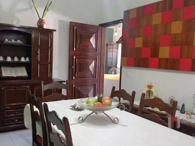 Imagem: Casa com 4 Dormitórios À Venda em Belo