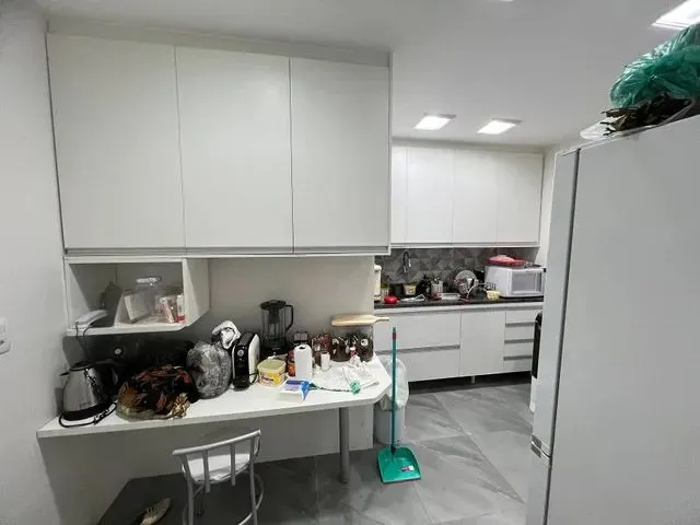 Imagem 2: Apartamento para Venda com 3 Quartos