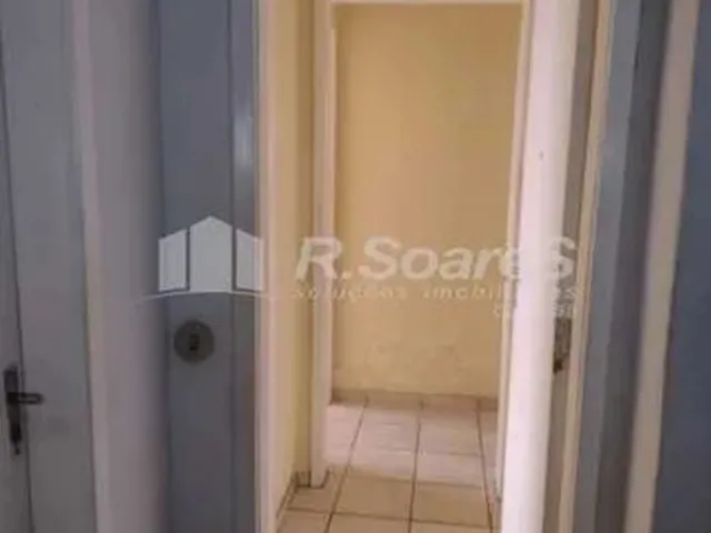 Imagem 13: Apartamento com Dois Quartos em Bento Ribeiro, Rua Professor Garfield de Almeida