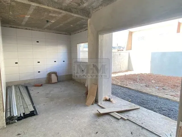 Imagem 7: Sobrado com 3 Dormitórios À Venda com 150.72M² por R$ 690.000,00 no Bairro Vargem