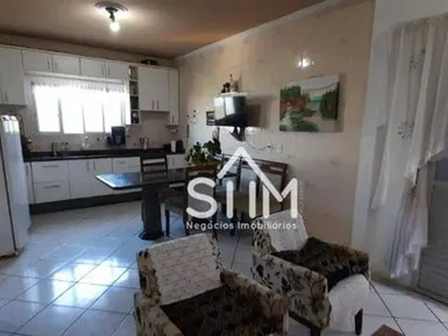 Imagem 16: Casa com 3 Dormitórios, Sendo 1 Suíte, 2 Varandas, Sala de Tv, Edícula Com