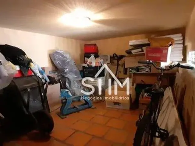 Imagem 13: Casa com 3 Dormitórios, Sendo 1 Suíte, 2 Varandas, Sala de Tv, Edícula Com
