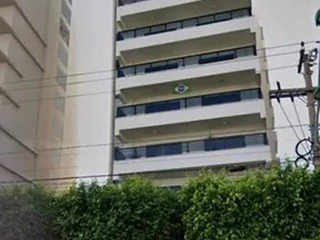 Imagem: Apartamento Antigo de 4 Suítes e 340 M2