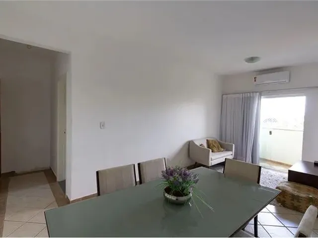 Imagem 13: Encantador Apartamento de 2 Quartos com Varanda e Lazer Completo no Condomínio