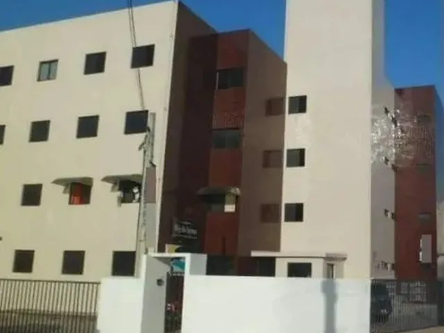 Imagem: O quarto possui 2 Dormitórios, 2 Banheiros e está