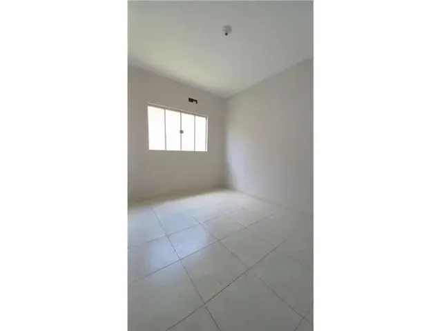 Imagem 3: Casa de 2 Quartos em Condomínio Fechado com Área de Lazer!!!!!!