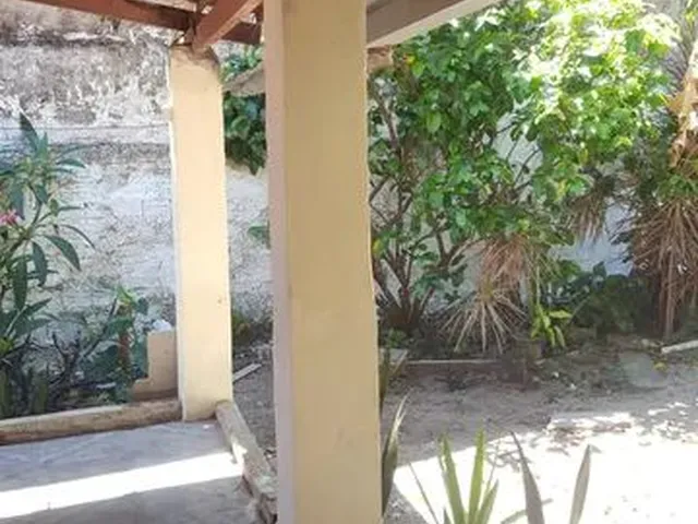 Imagem 3: Aluga-Se Casa na Praia de Iracema com 03 Quartos e Quintal Espaçoso