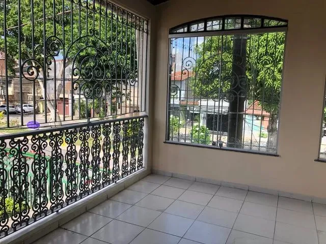 Imagem: Alugo Casa Confortável com 4 Suítes em