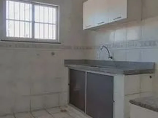Imagem 2: Casa com 4 Quartos na Cidade 2000 - Ca52006
