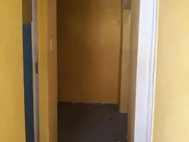 Imagem 13: Casa com 2 Quartos, 1 Banheiro, Sala, Cozinha, Varanda e Área de Serviço. Localizada Na