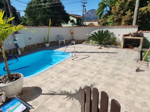 Imagem: Casa em Condomínio 2 Quartos com Piscina