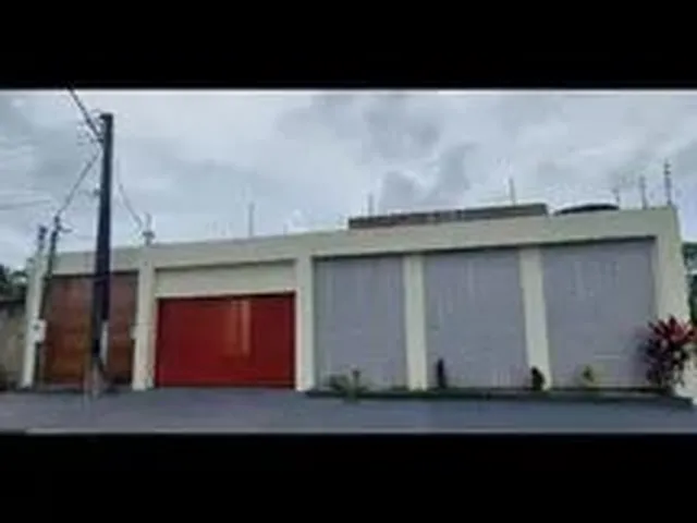 Imagem: A kitnet possui 1 Dormitório, 1 Banheiro, 3 Vagas na
