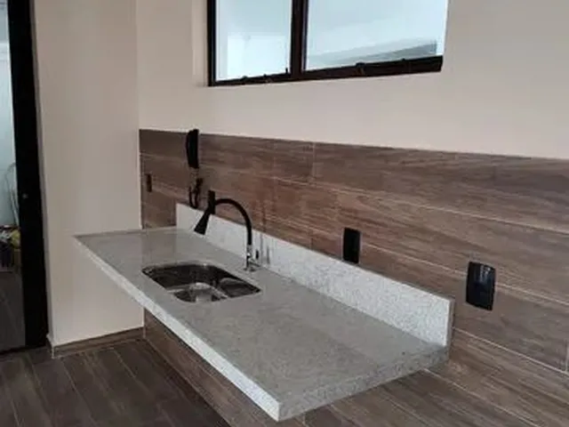 Imagem 11: Apartamento para Venda Possui 80 Metros Quadrados com 2 Quartos em Mucuripe - Fortaleza